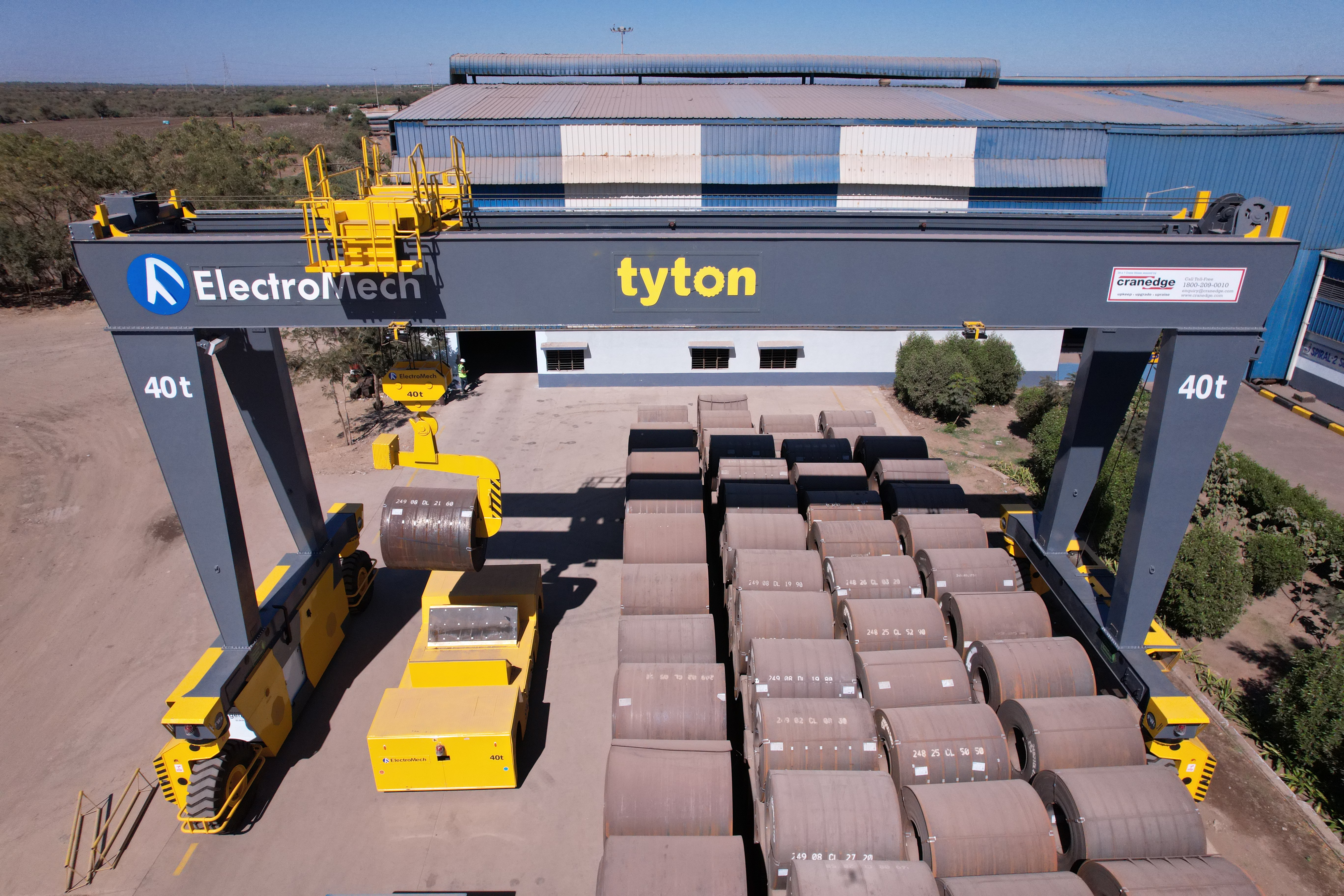 Tyton RTG Crane Outdoor Yard Operation